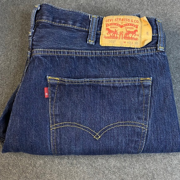 Levi's 501 Jeans Mens‎ Button Fly Dark Wash Blank Red Tag Straight Leg 40/30 EUC - Picture 1 of 12